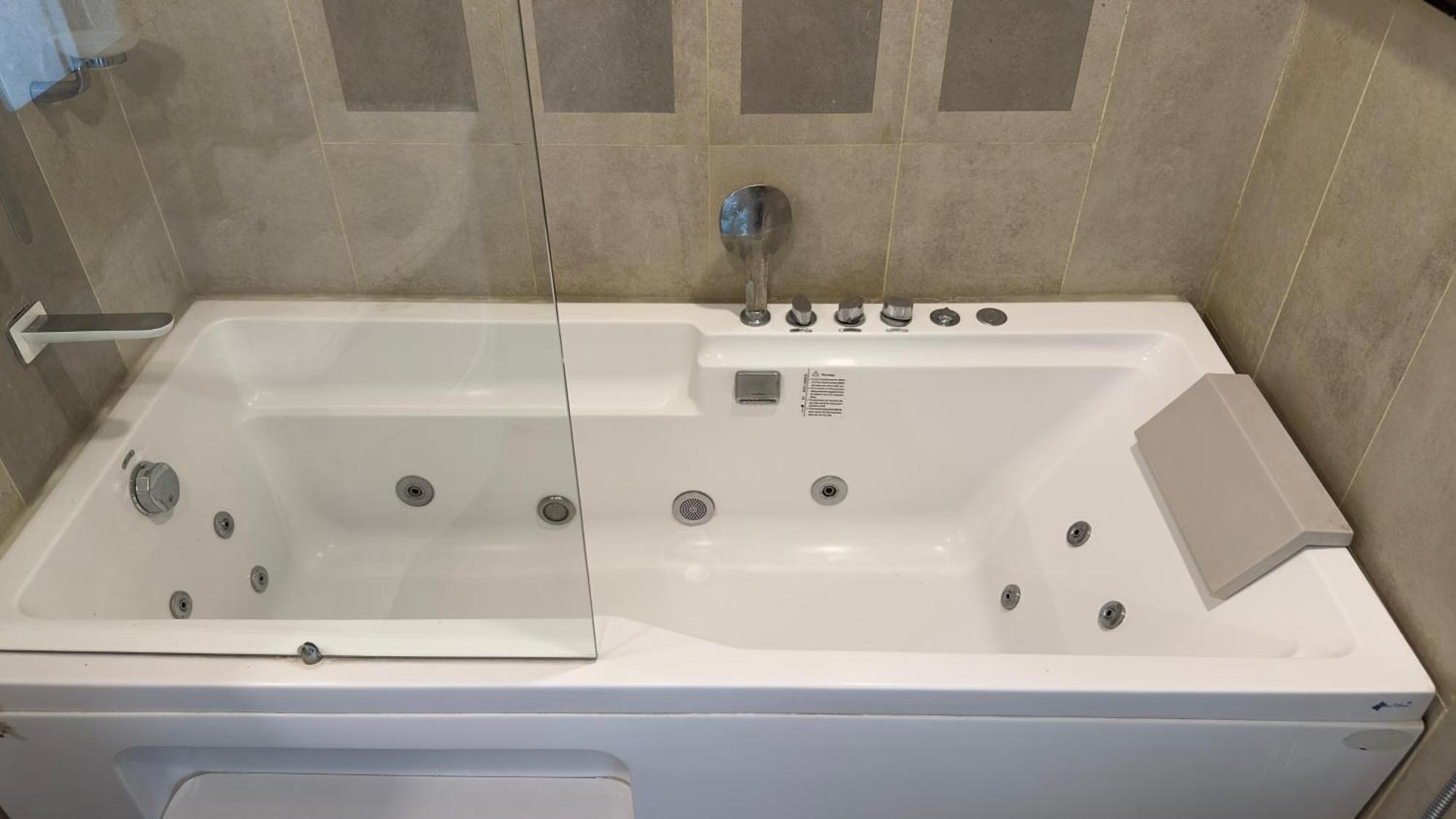 Centaurus Apartments Islamabad Eksteriør bilde