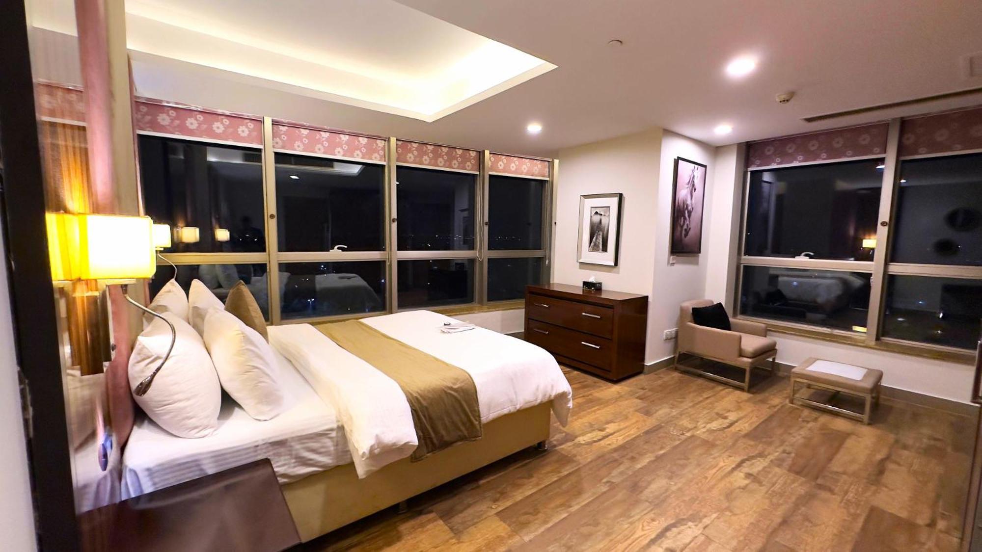 Centaurus Apartments Islamabad Eksteriør bilde